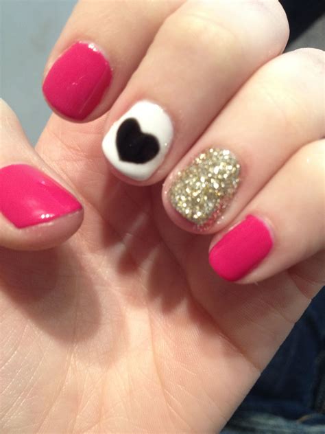 easy pretty nail designs for short nails|More.